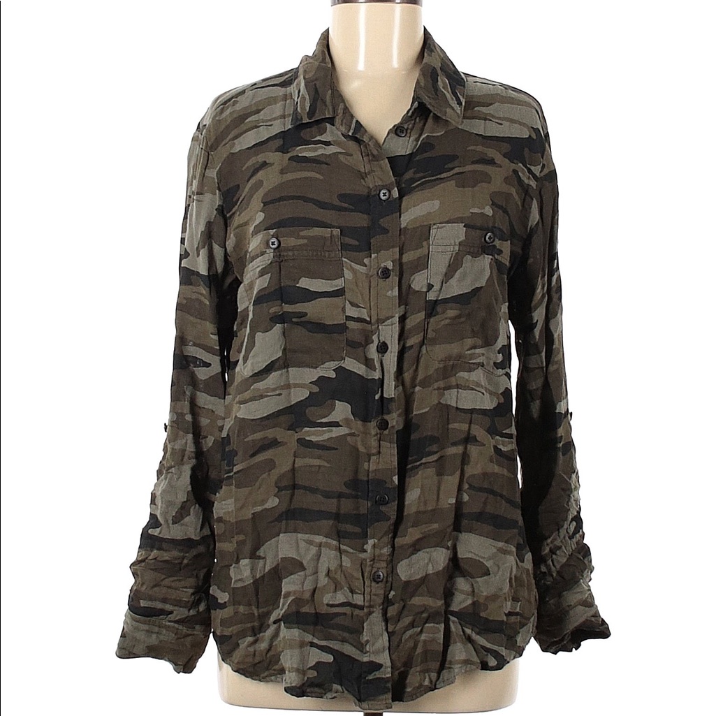 Sanctuary Camp Button Down. Medium